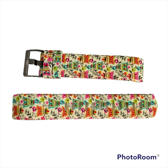 Fit Bit Charge 2 Heart Rate Tracker replacement wrist band Set Of 2 Floral Large - Picture 2 of 8